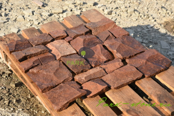 Колотая облицовочная плитка из песчаника терракот КАНТРИ, фасадная плитка из песчаника