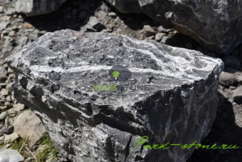 Черный гранит скальник фр. 100-500 мм., большие камни для ландшафтного дизайна